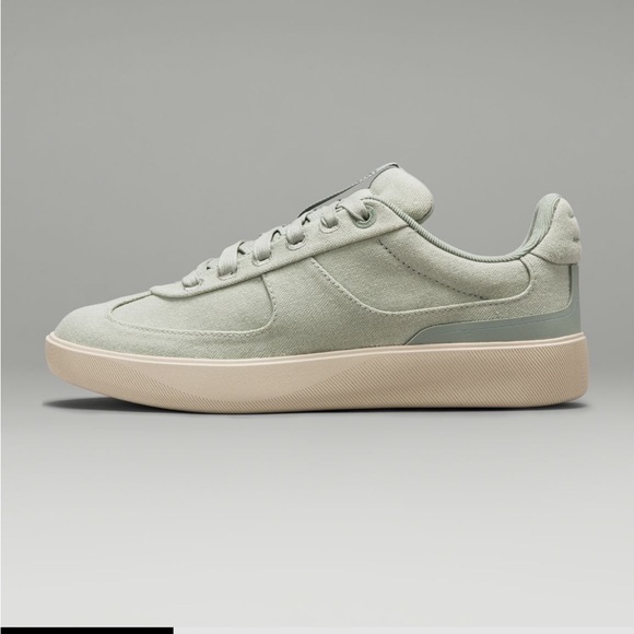 Women’s Lululemon Cityverse Jade Grey Green Natural Ivory Palm Court Sneakers8.5 - Picture 3 of 12